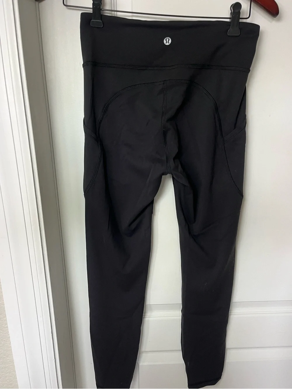 Lululemon Athletica black size 6 leggings